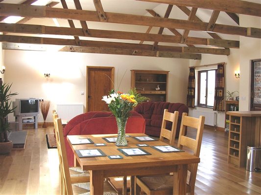 open plan dining room lounge 